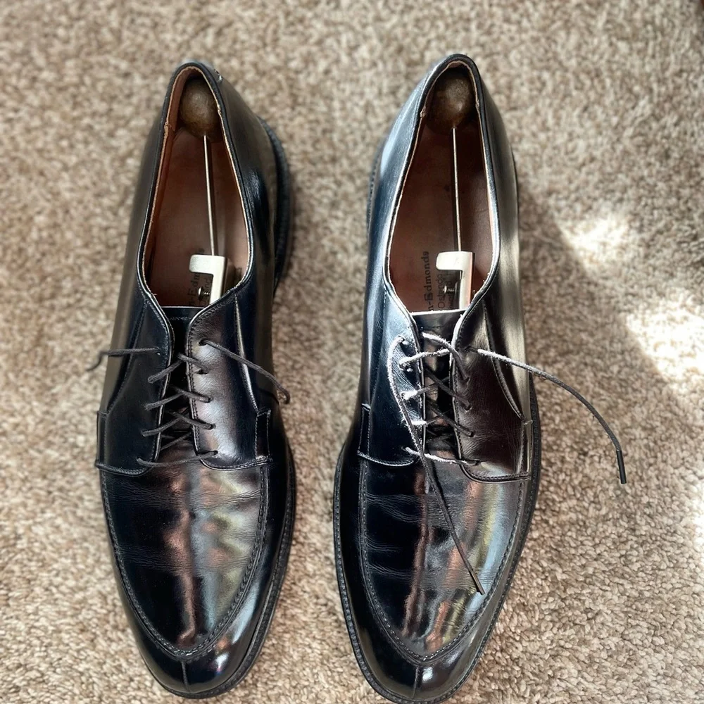 Allen Edmonds split toe - Picture 3 of 3
